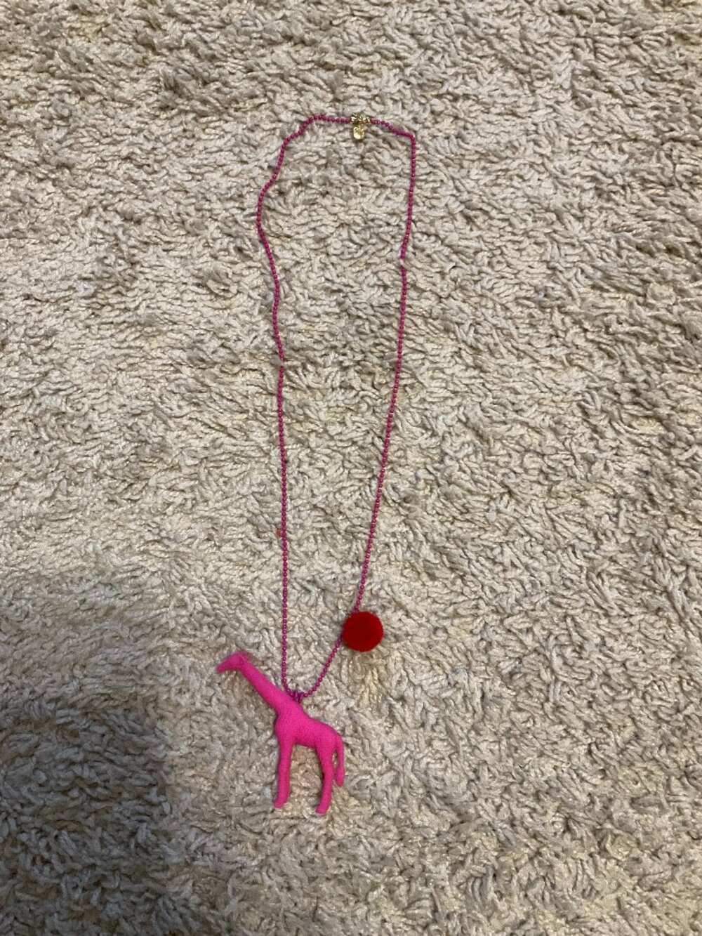 J.CREW CREWCUTS RUBBER GIRAFFE WITH POM POM PENDANT NECKLACE. NEON PINK.